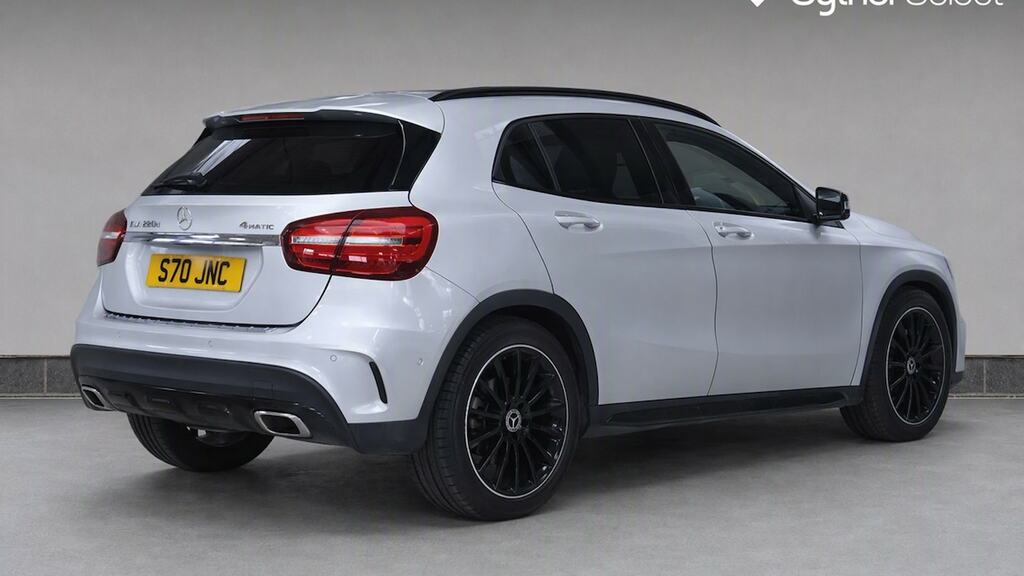 Mercedes-Benz GLA Class Gla 220D 4Matic Amg Line Prem Plus MH18WMT Silver #4