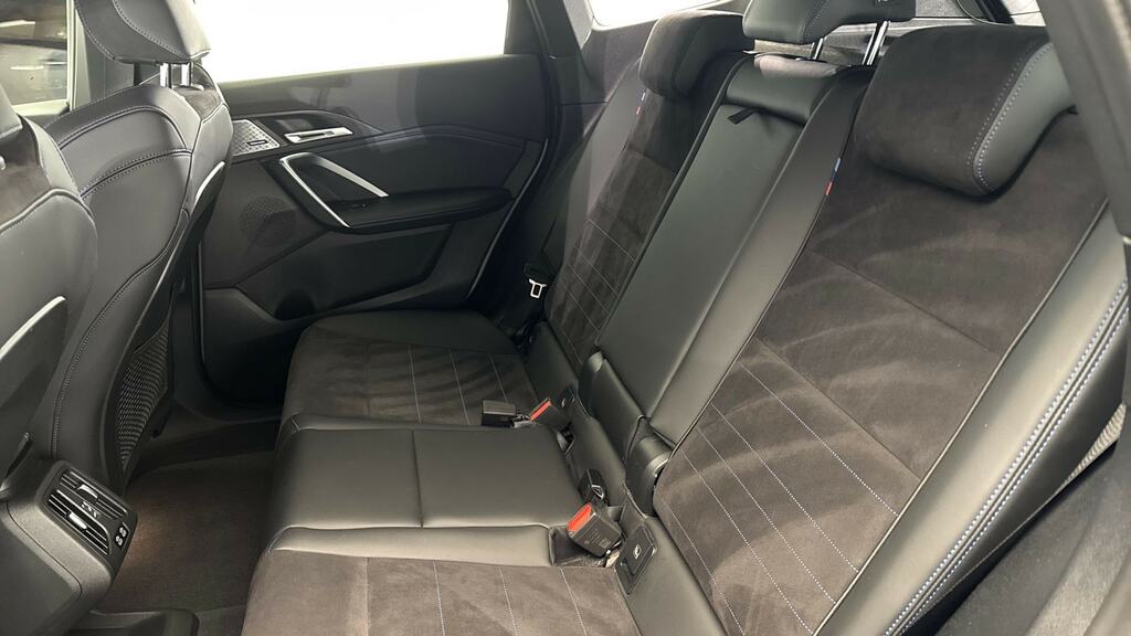 BMW iX1 M Sport Black #12