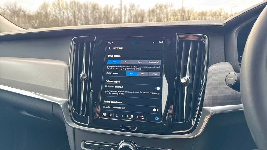 Volvo V90 Ultra Black #31