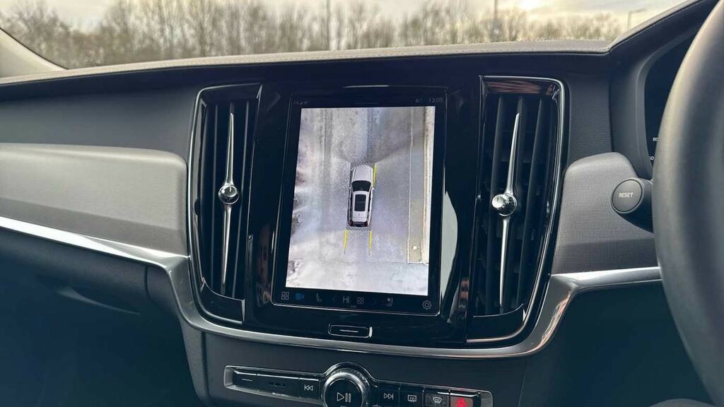 Volvo V90 Ultra Black #32