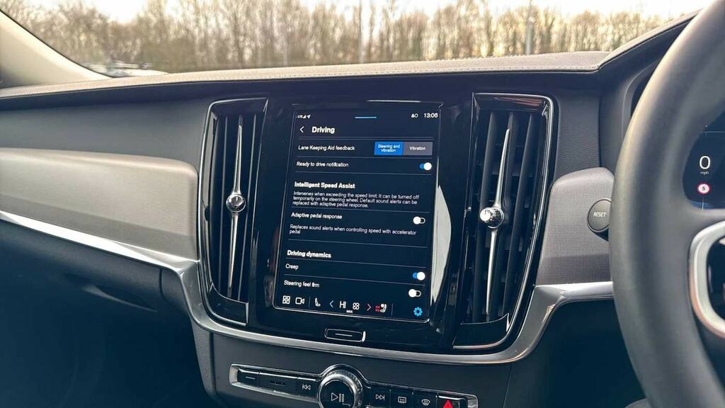 Volvo V90 Ultra Black #34