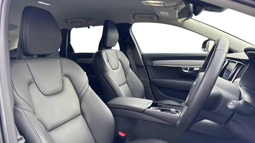 Volvo V90 Ultra Black #9