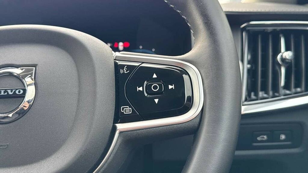 Volvo V90 Ultra Black #19