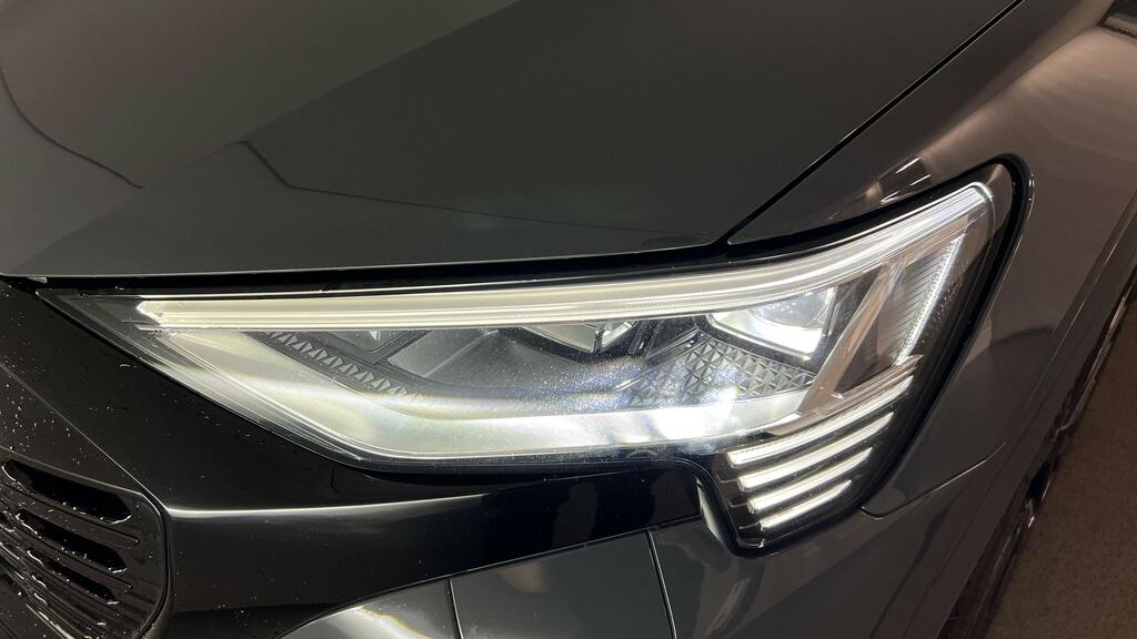 Audi Q8 e tron Black Edition 55 E-tron Quattro 30000 Kw Technolo Grey #24