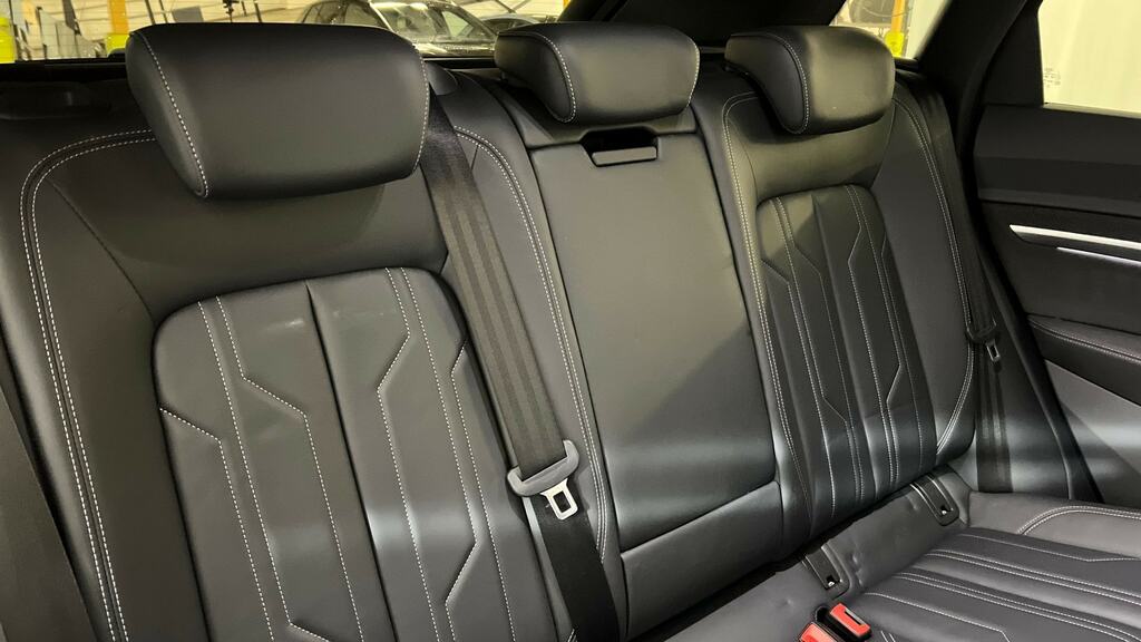 Audi Q8 e tron Black Edition 55 E-tron Quattro 30000 Kw Technolo Grey #16