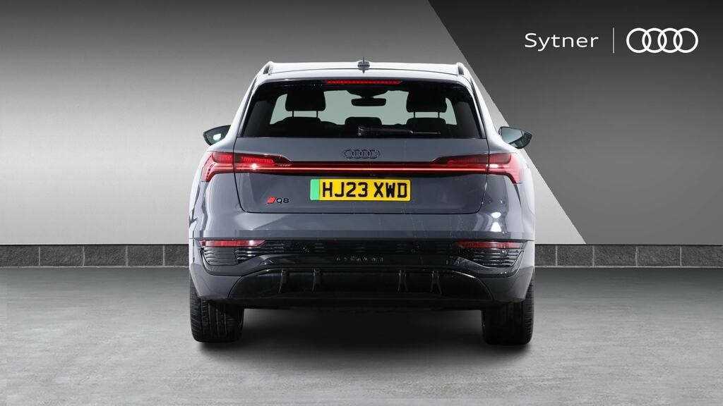 Audi Q8 e tron Black Edition 55 E-tron Quattro 30000 Kw Technolo Grey #8