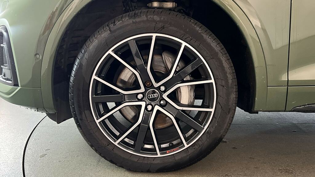 Audi Q5 50 Tfsi E Quattro Black Ed S Tronic Tech Pro Green #5