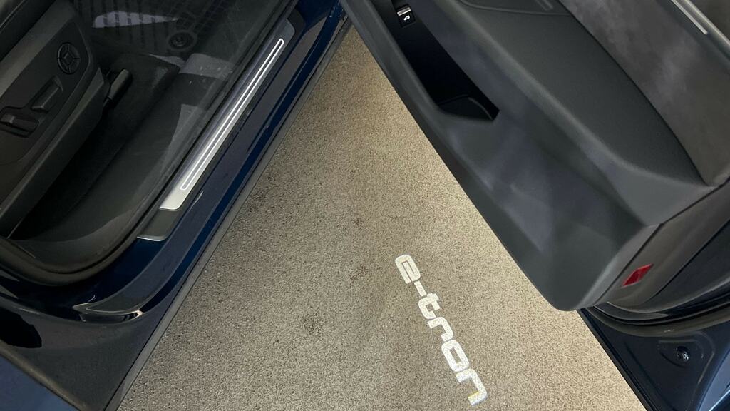 Audi E-tron 230Kw 50 Quattro 71Kwh Technik Grey #31