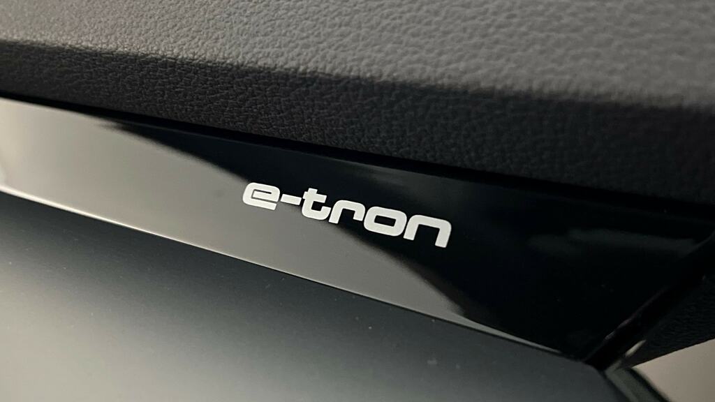 Audi E-tron 230Kw 50 Quattro 71Kwh Technik Grey #36