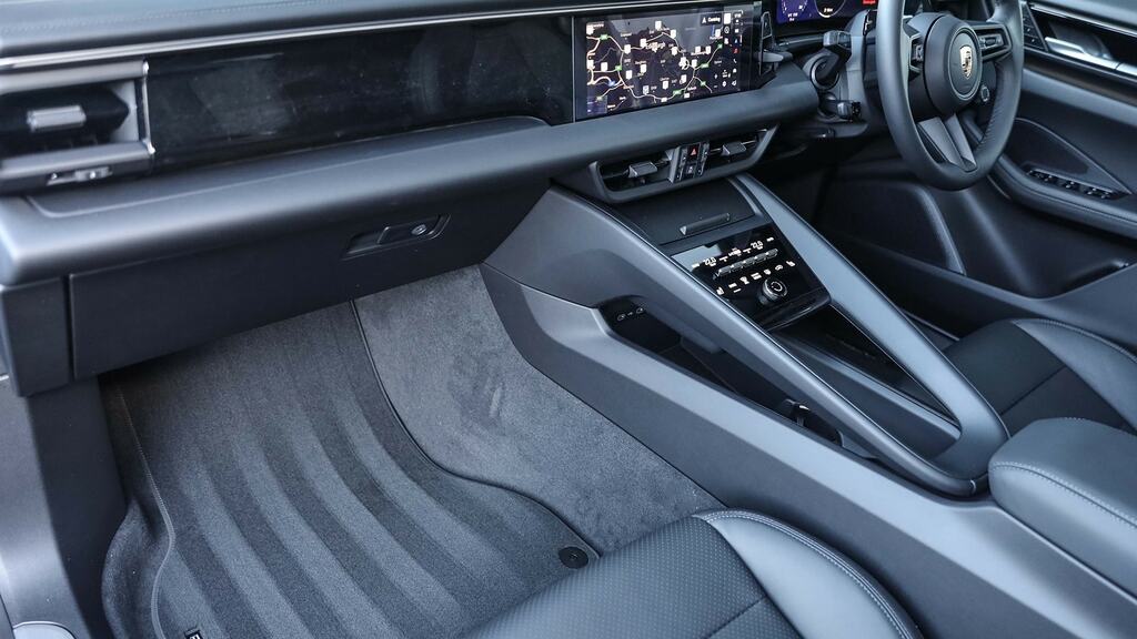 Porsche Macan 265Kw 100Kwh Blue #3