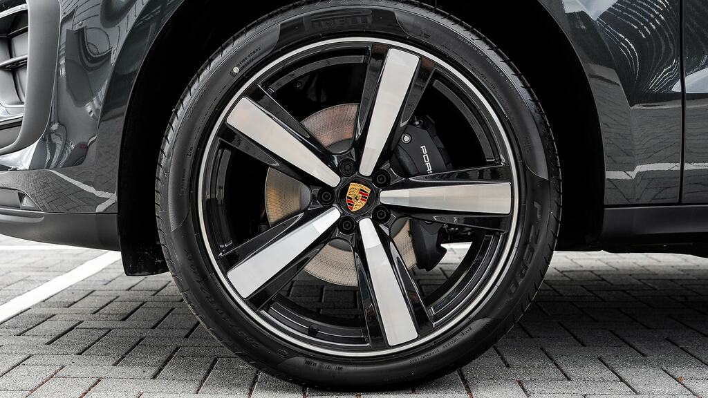 Porsche Macan 5dr Pdk Grey #4