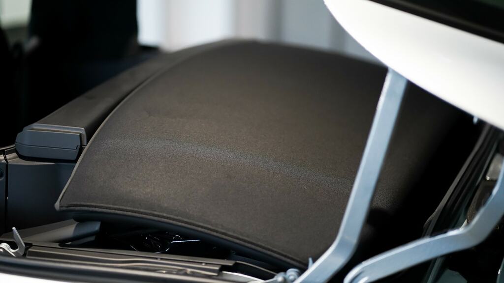 Porsche 911 Carrera 4 #19
