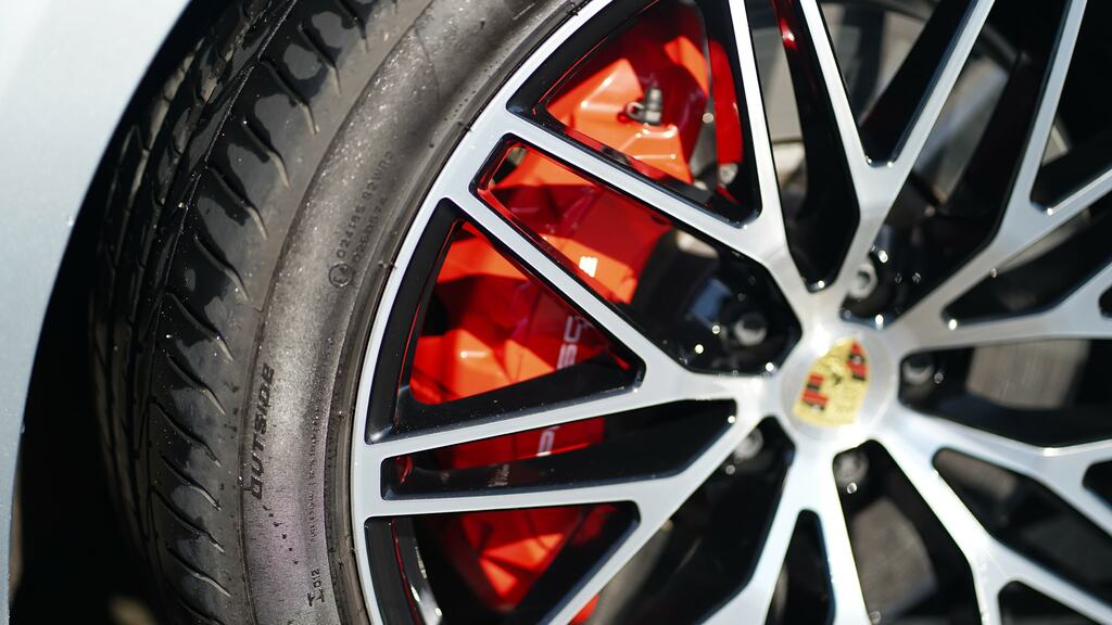 Porsche Macan Gts Pdk Silver #4