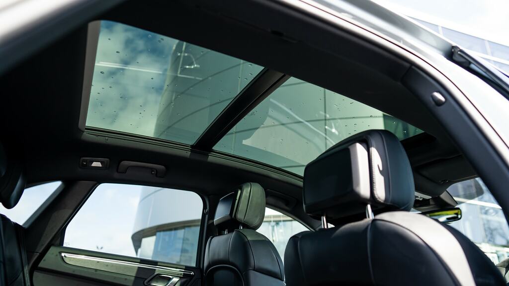 Porsche Macan Electric 2025 Black #8