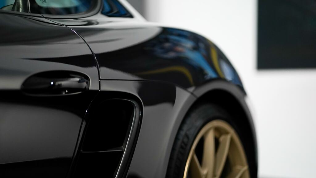 Porsche 718 Cayman 4.0 Gts Black #6
