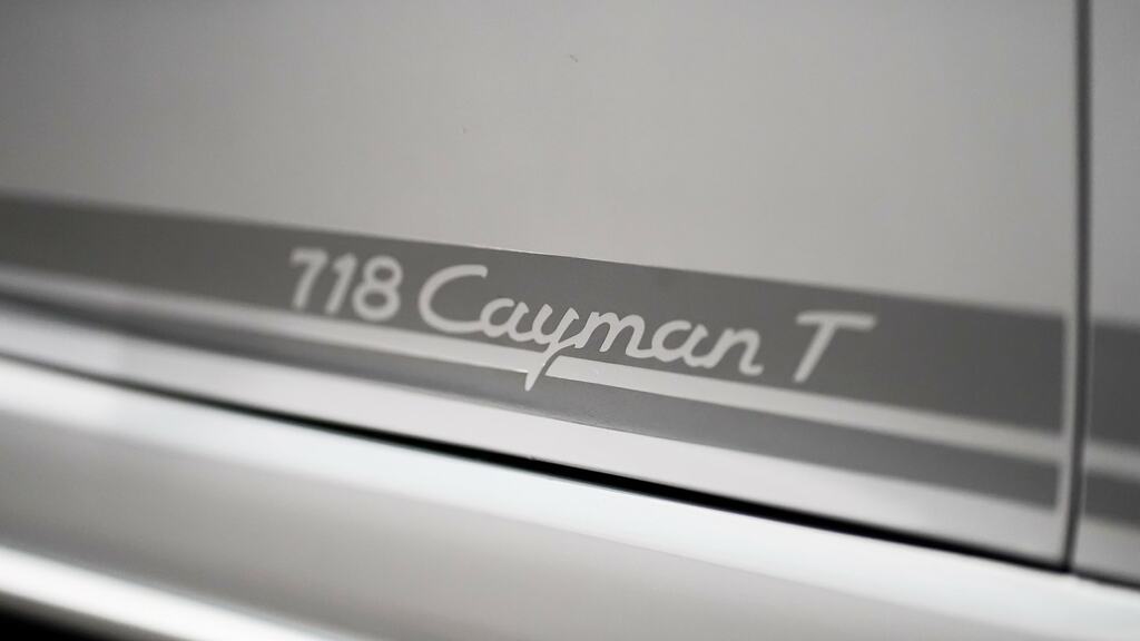Porsche 718 Cayman 2L Null Grey #24