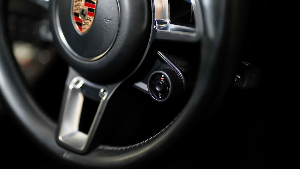 Porsche 718 Cayman 2L Null Grey #15