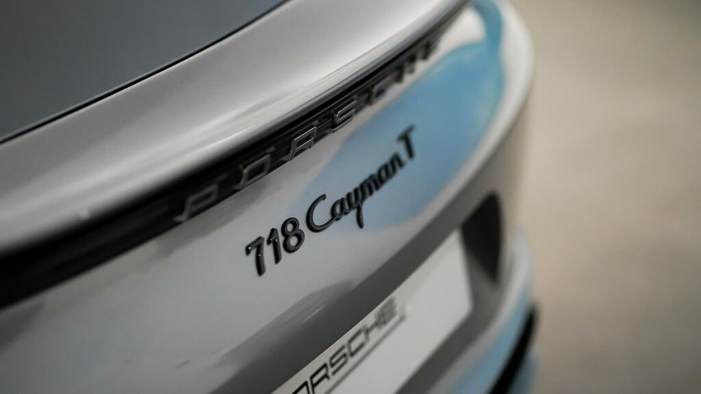 Porsche 718 Cayman 2L Null Grey #27