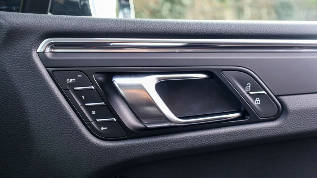Porsche Macan 265Kw 100Kwh Grey #29