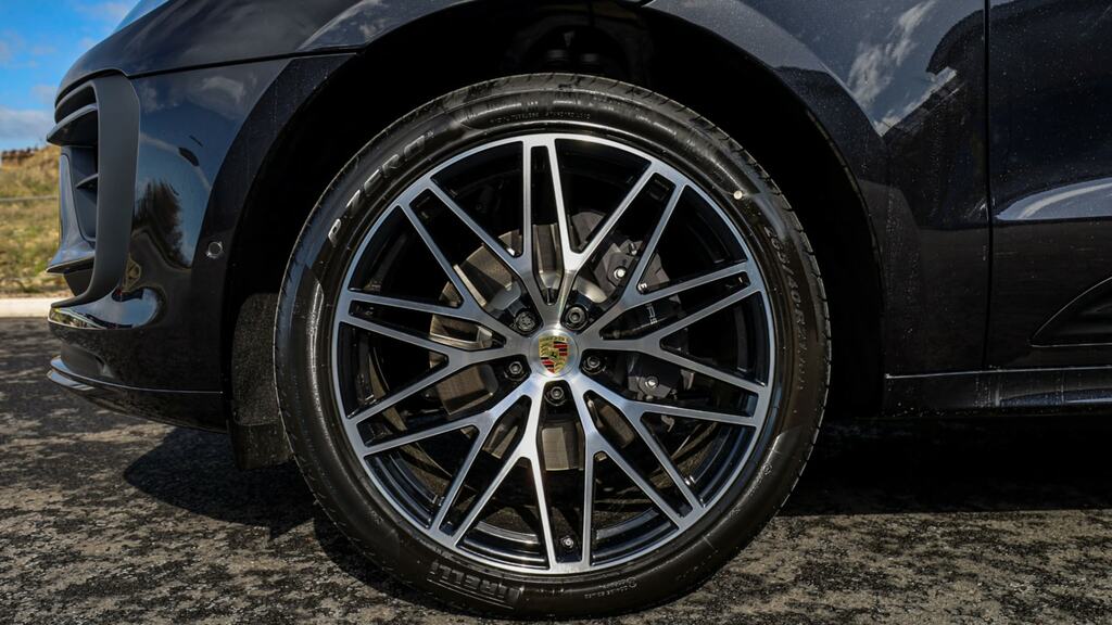 Porsche Macan T Pdk Black #6
