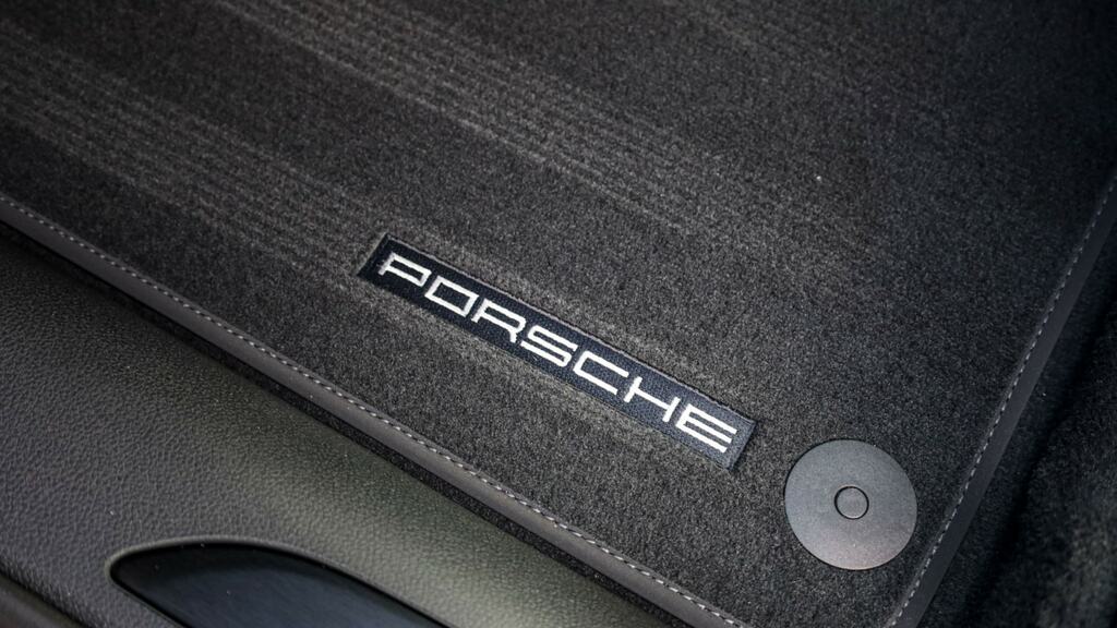 Porsche Macan 265Kw 100Kwh Grey #33