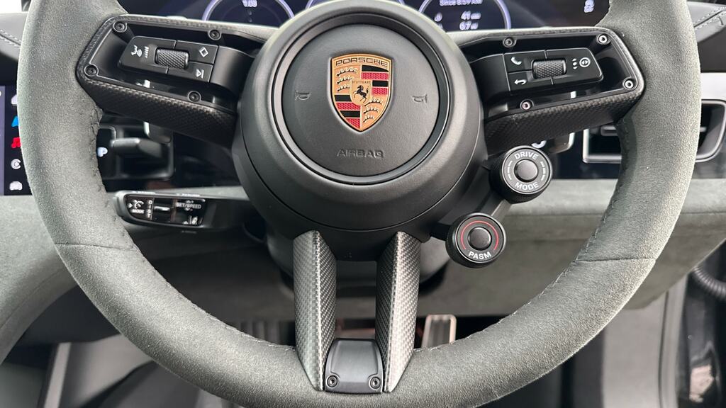 Porsche Taycan Performance Plus 105Kwh Black Edition Saloon E Grey #29