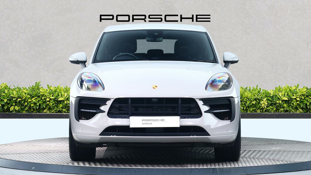 Porsche Macan Gts Pdk White #2