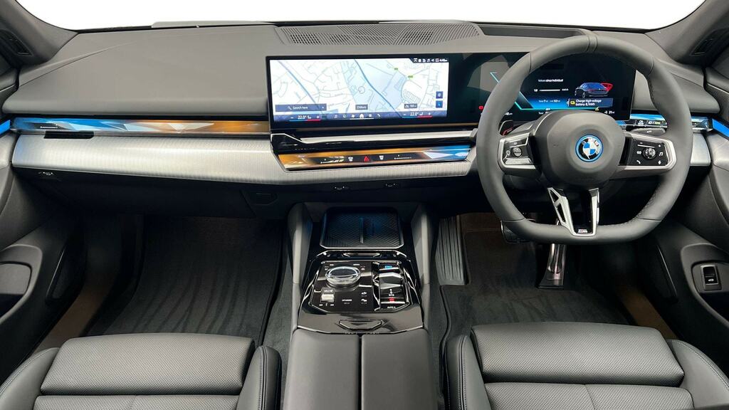 BMW i5 250Kw Edrive40 M Sport Pro 84Kwh Grey #4