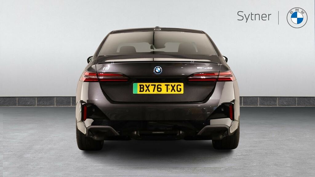 BMW i5 M Sport Black #15