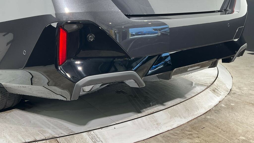 BMW i5 M Sport Black #26