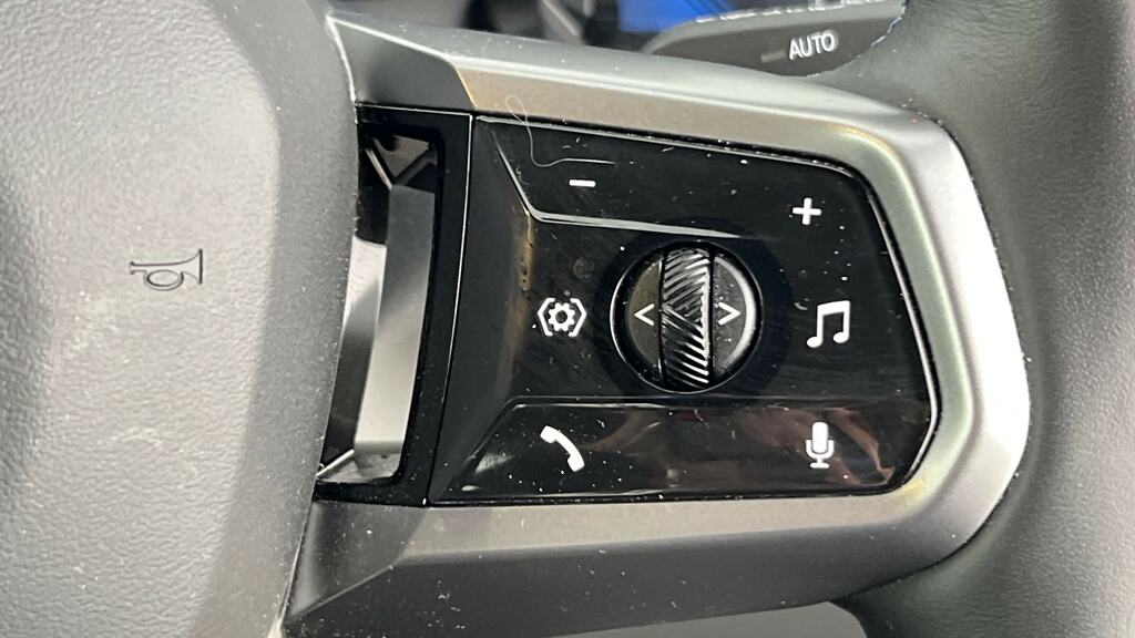 BMW i5 Saloon Grey #18
