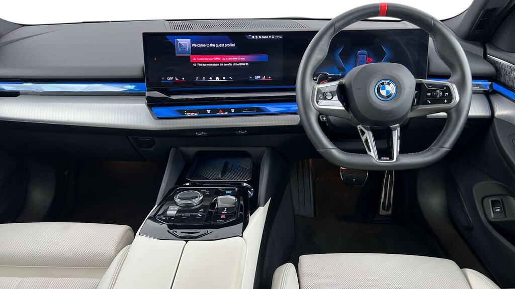 BMW i5 Saloon Grey #4