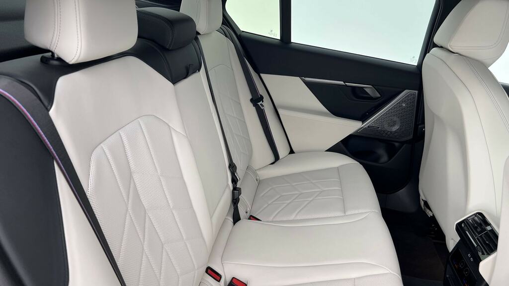 BMW i5 Saloon Grey #12