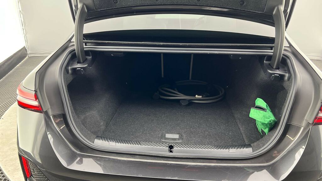 BMW i5 Saloon Grey #13