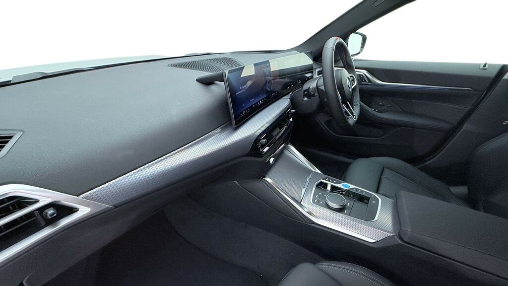 BMW i4 M Sport Red #7