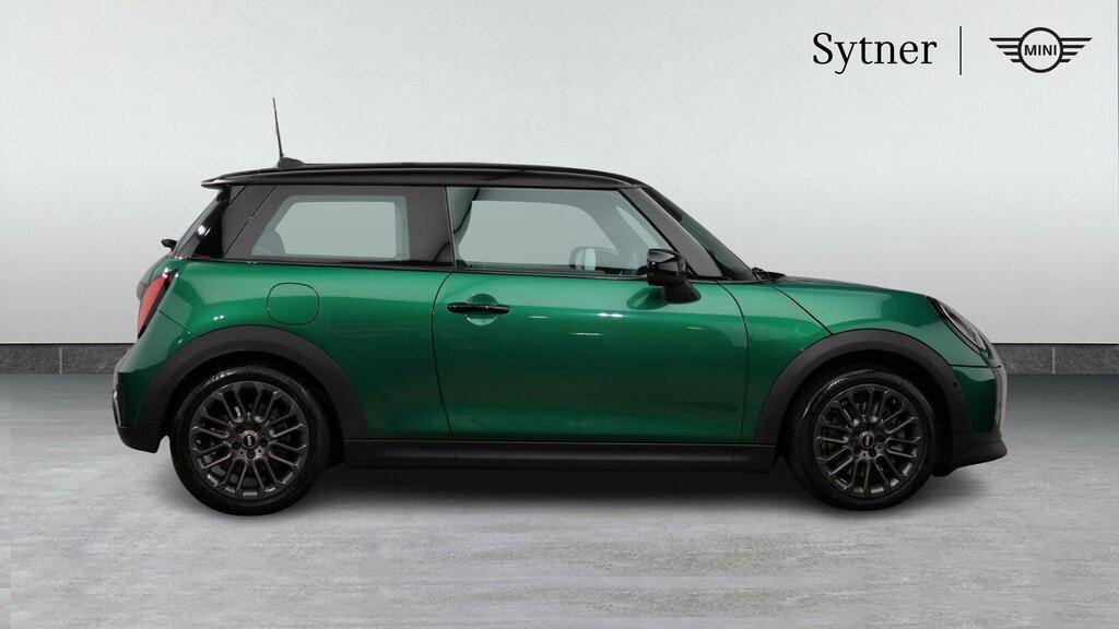 Mini Hatch 1.5 C Exclusive Level 1 Green #3
