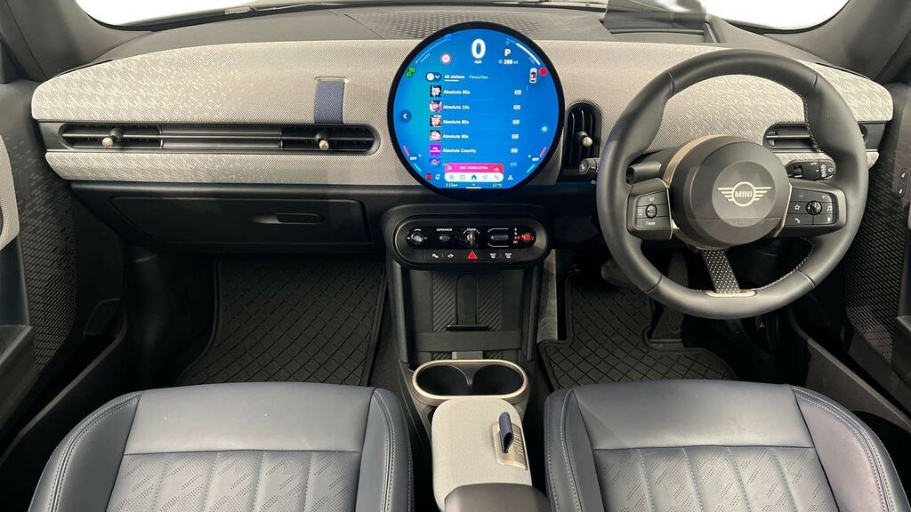 Mini Hatch 1.5 C Exclusive Level 1 Green #4