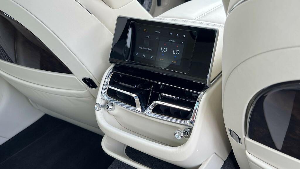 Bentley Flying Spur Hybrid Odyssean Edition #17
