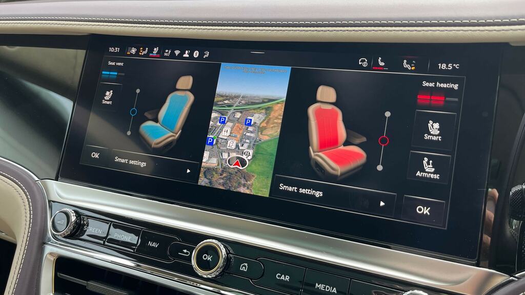 Bentley Flying Spur 4.0 V8 High-performance 25.9Kwh Azure Saloon P Blue #39
