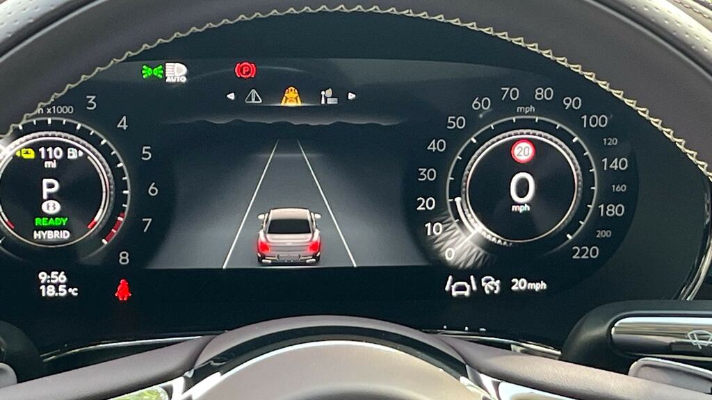 Bentley Flying Spur 4.0 V8 High-performance 25.9Kwh Azure Saloon P Blue #24