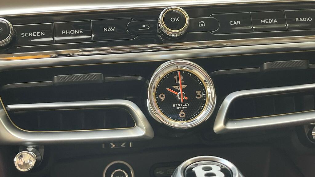 Bentley Flying Spur 4.0 V8 High-performance 25.9Kwh Azure Saloon P Blue #33