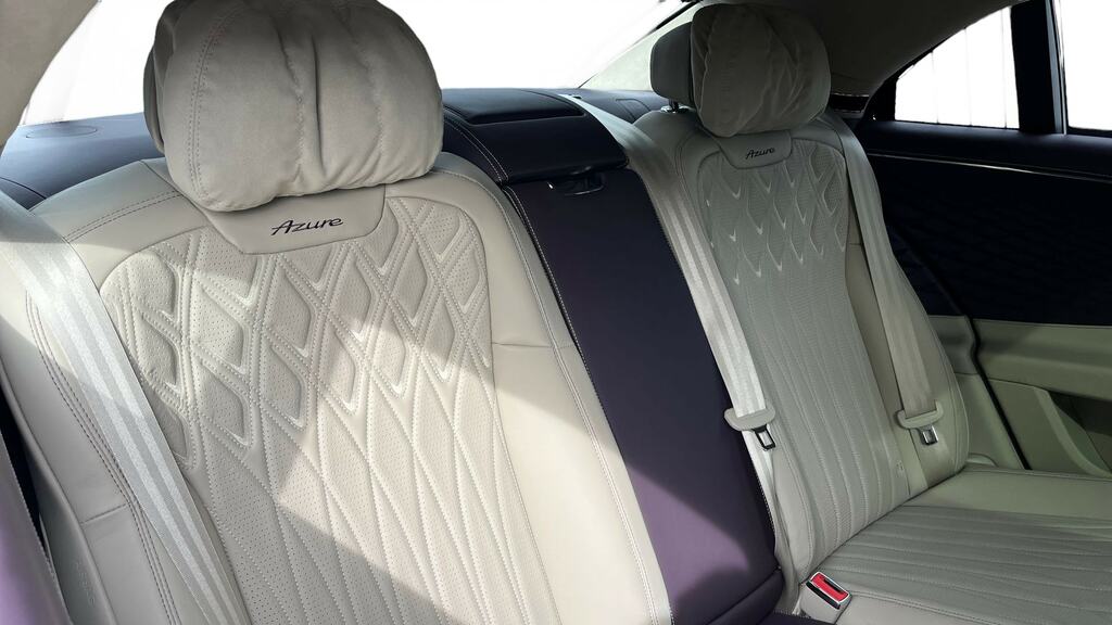 Bentley Flying Spur 4.0 V8 High-performance 25.9Kwh Azure Saloon P Blue #13