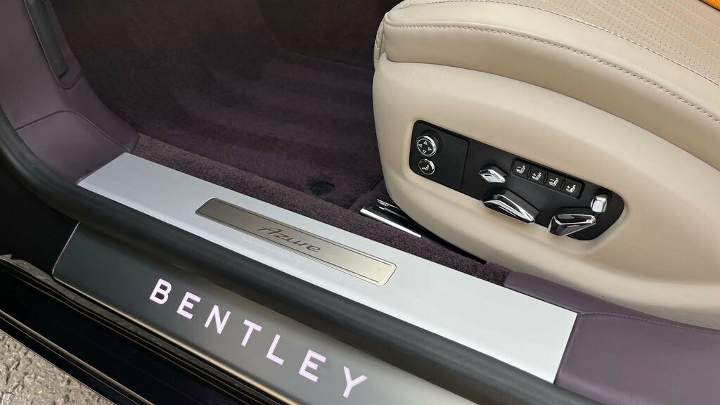 Bentley Flying Spur 4.0 V8 High-performance 25.9Kwh Azure Saloon P Blue #15