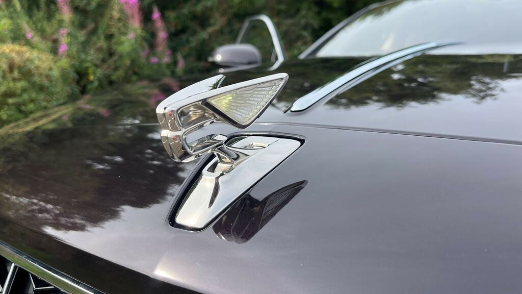 Bentley Flying Spur 4.0 V8 High-performance 25.9Kwh Azure Saloon P Blue #20