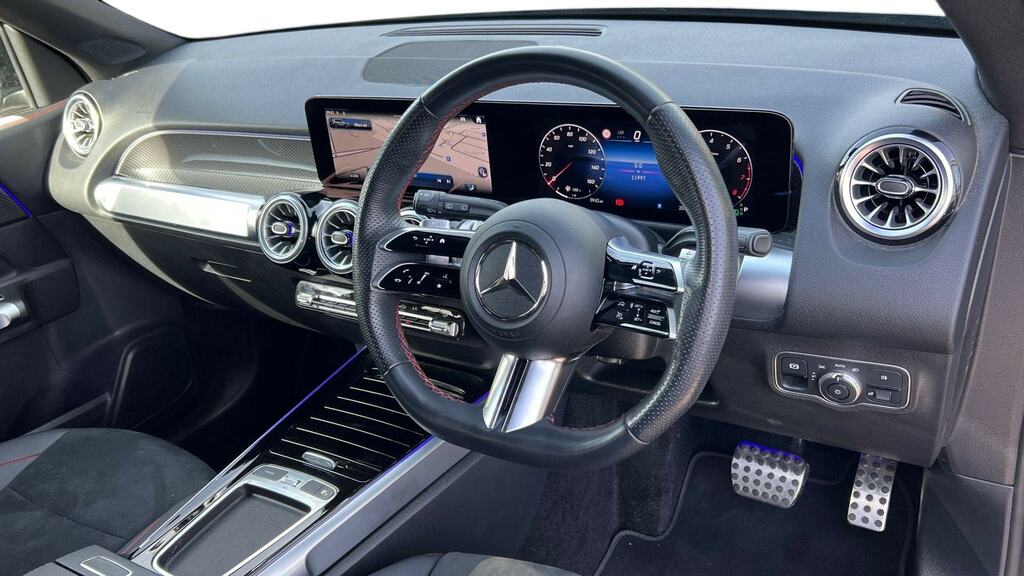 Mercedes-Benz GLB Class Glb 200 Amg Line Executive 7G-tronic Black #3