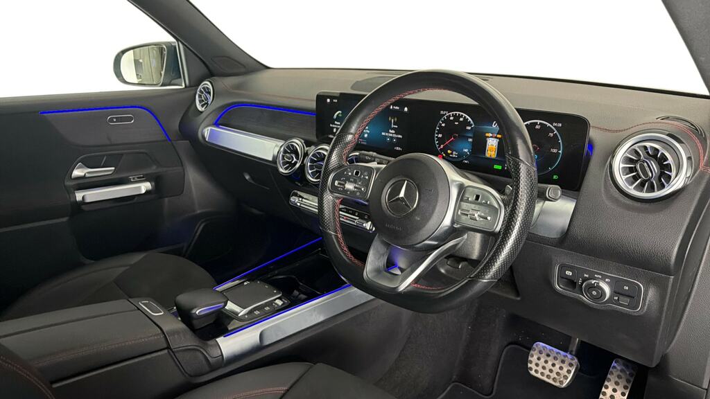 Mercedes-Benz EQB Black #9