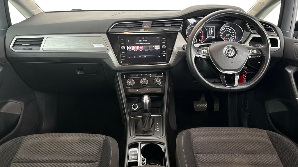 Volkswagen Touran 1.5 Tsi Evo Se Dsg Black #6