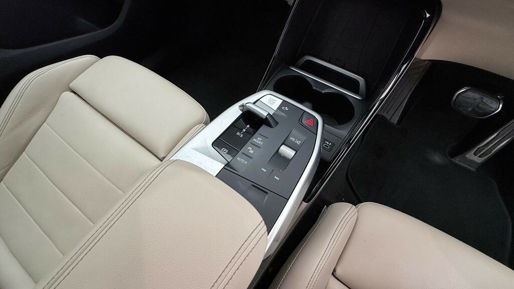 BMW 2 Series Active Tourer 220I Mht Luxury Dct White #10