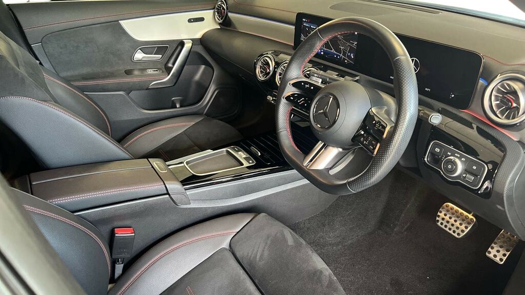 Mercedes-Benz CLA Class Cla 180 Amg Line Executive Tip Grey #3