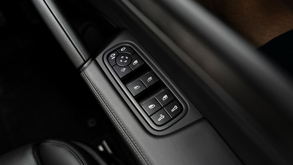 Porsche Cayenne E-hybrid Coupe Black Edition 2026 2026 Black #22